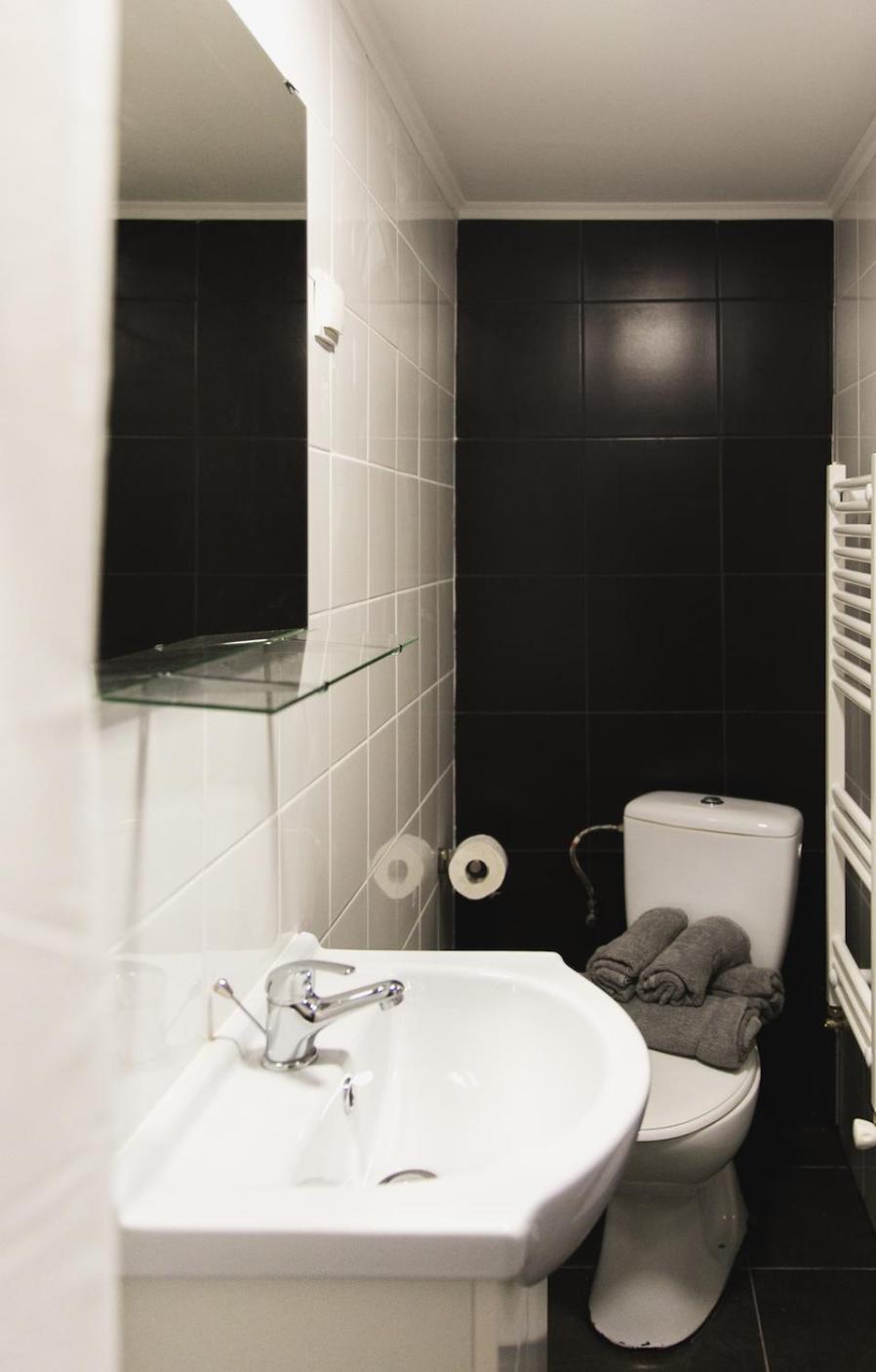Апартаменти Cozy Dowtown Lofts *