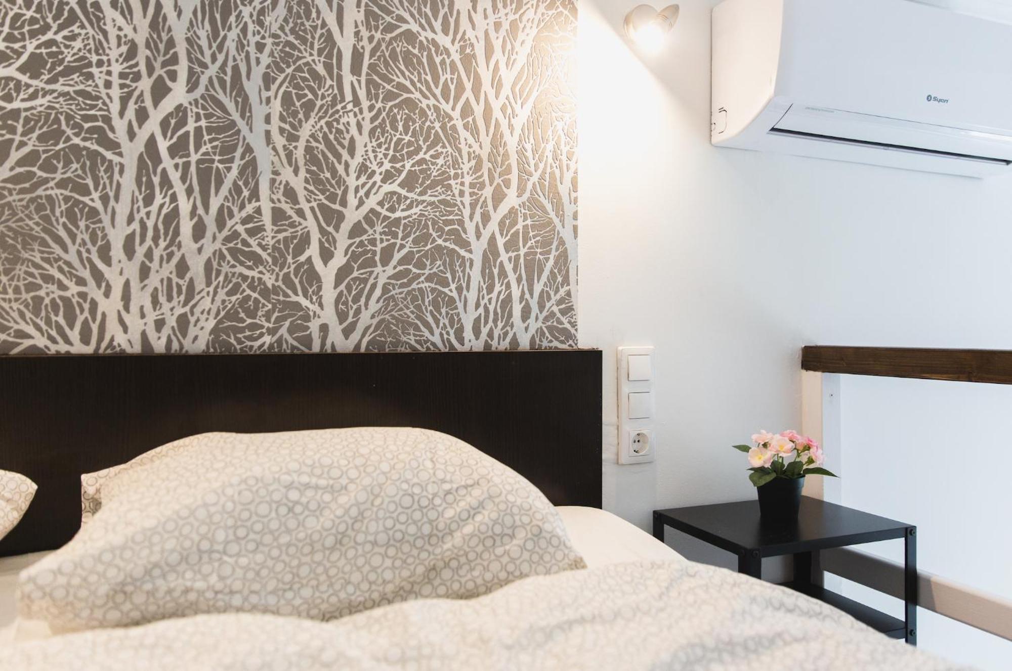 Апартаменти Cozy Dowtown Lofts *